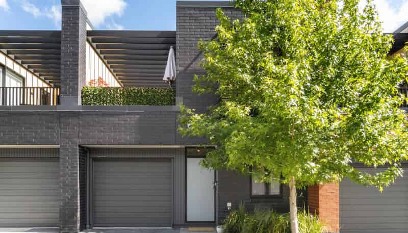 8 Kerewhenua Crescent, Hobsonville