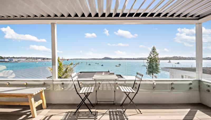 2/62 The Parade, Bucklands Beach