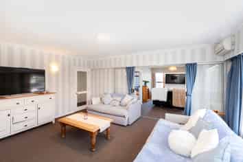 18 Voss Street, Shirley