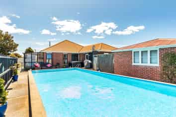 18 Voss Street, Shirley