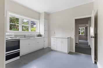 17 Apihai Street, Orakei