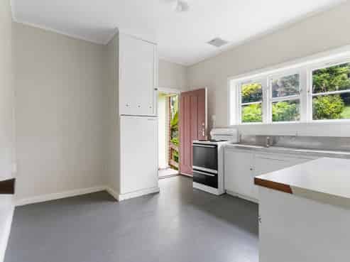 17 Apihai Street, Orakei