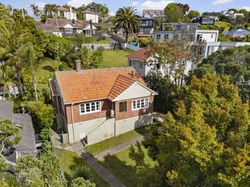 17 Apihai Street, Orakei