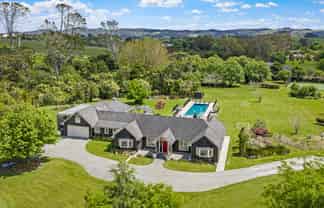 73 Oak River Drive, Matakana