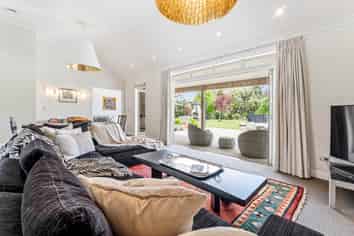 73 Oak River Drive, Matakana