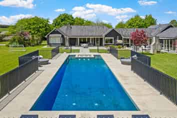 73 Oak River Drive, Matakana