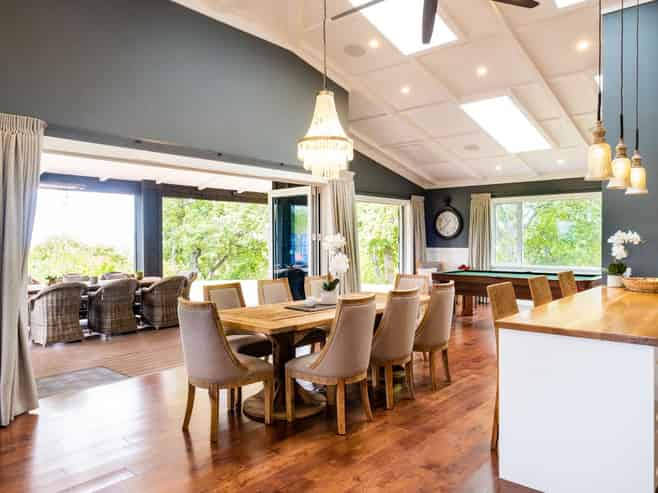 54 Nilgiri Road, Poraiti