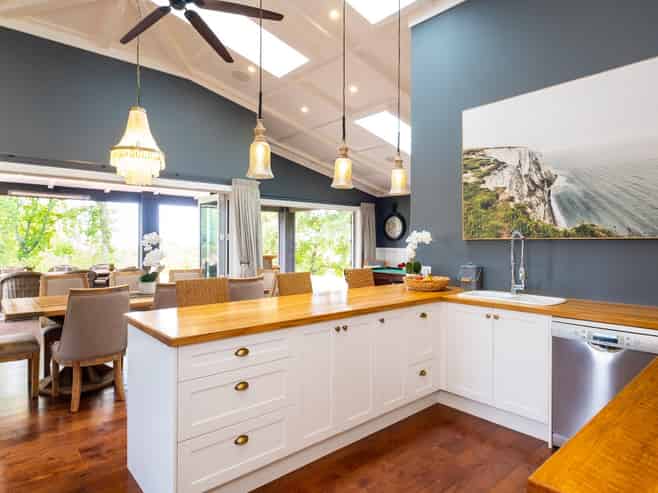 54 Nilgiri Road, Poraiti