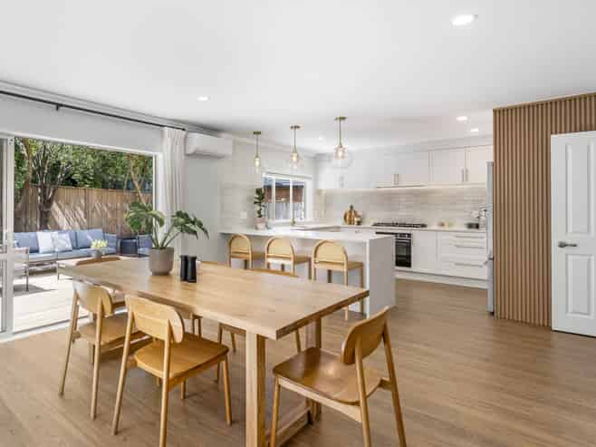 26 Rosepark Crescent, Remuera