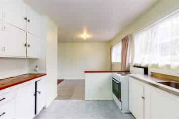 1/18 Eldon Grove, Taita