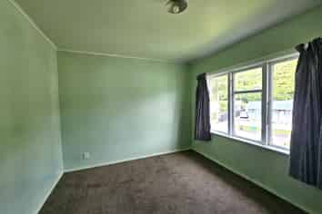 1/18 Eldon Grove, Taita