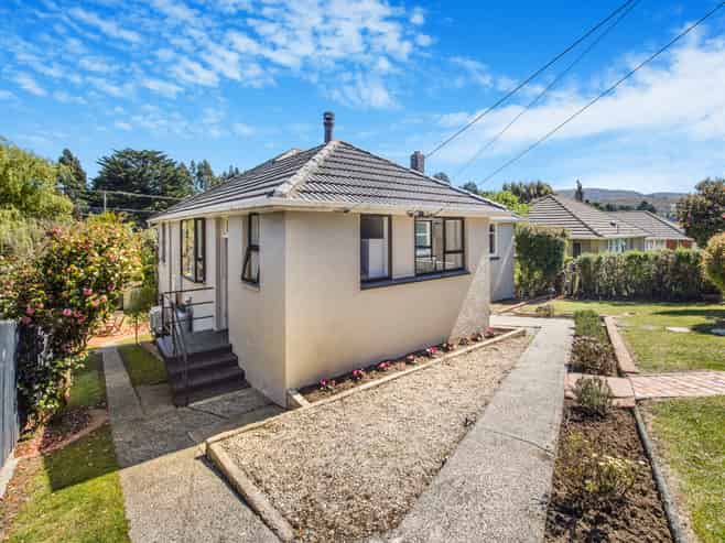 94 Caldwell Street, Brockville