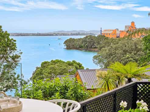 29 Telephone Road, Birkenhead