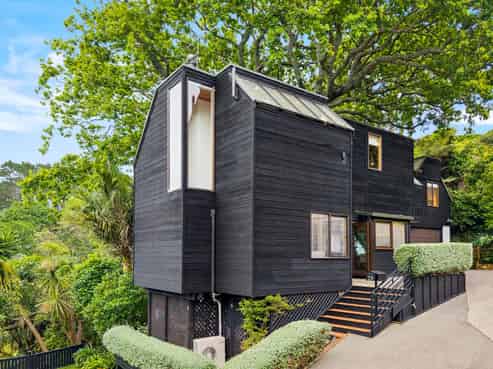 29 Telephone Road, Birkenhead