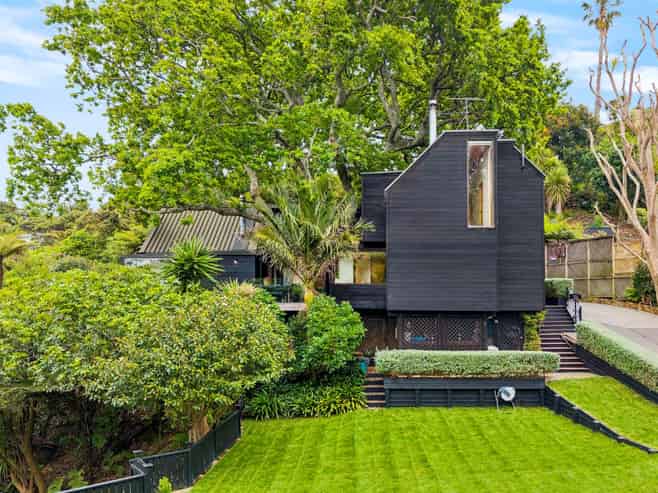 29 Telephone Road, Birkenhead