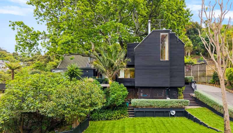 29 Telephone Road, Birkenhead