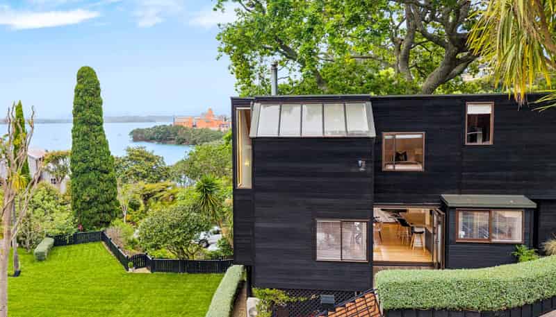 29 Telephone Road, Birkenhead