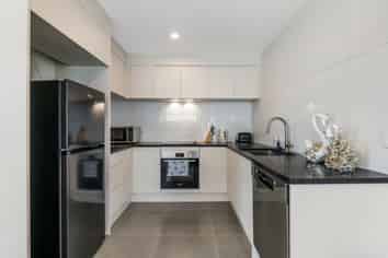 3/49 Northboro Road, Belmont