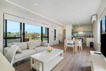 3/49 Northboro Road, Belmont