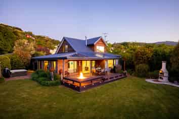 15B Arapiki Road, Stoke