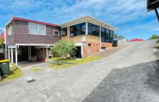 1/51 Albrecht Avenue, Mount Roskill