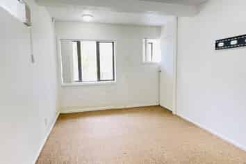 Auckland - Address withheld