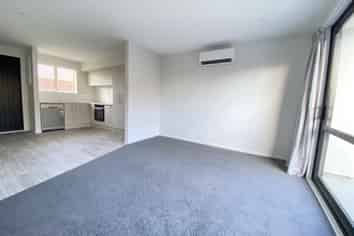 2/84 Blenheim Road, Riccarton