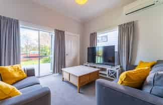 5 Memorial Avenue, Parkside