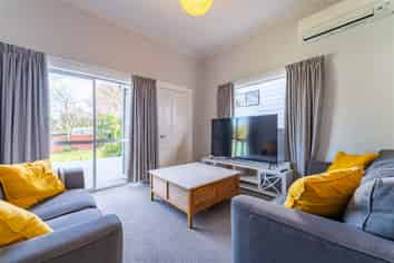 5 Memorial Avenue, Parkside