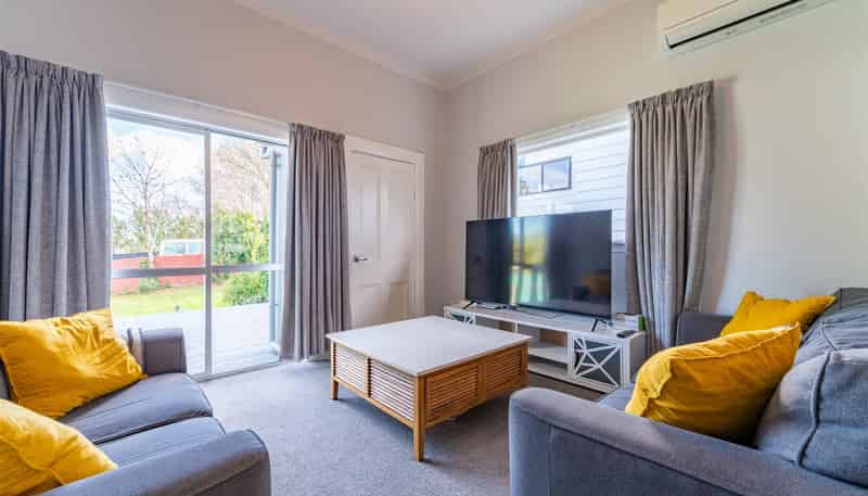 5 Memorial Avenue, Parkside