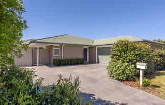 42 Welsford Street, Woodend