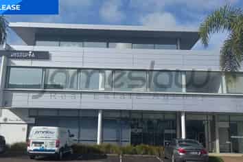 300m2 Office with Stunning “Pop-Top” and Deck