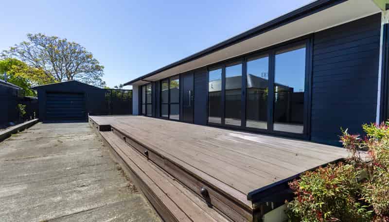 2 Otaki Place , North New Brighton