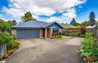 6 Willow Avenue, Stoke