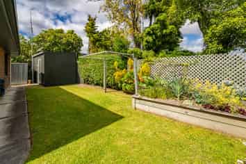 6 Willow Avenue, Stoke