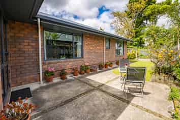 6 Willow Avenue, Stoke