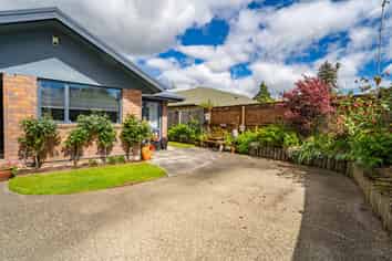 6 Willow Avenue, Stoke