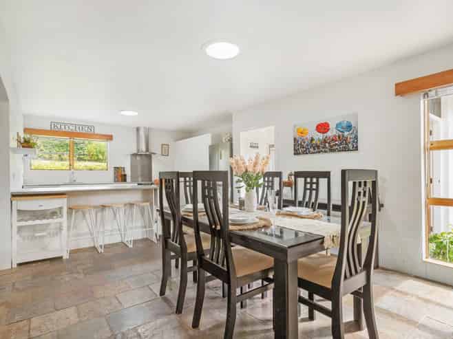 15 Kelland Road, Pollok