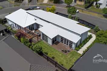 14 Papaumu Green, Parklands