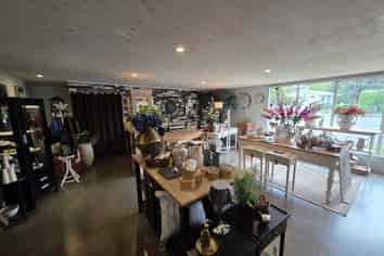 Nirvana’s Looking for a Neighbour