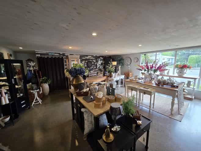 Nirvana’s Looking for a Neighbour