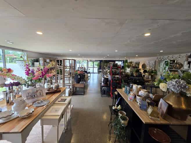 Nirvana’s Looking for a Neighbour