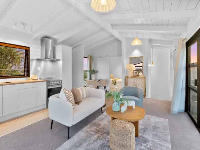 3/15 Bermuda Road, St Heliers