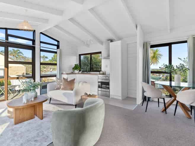 3/15 Bermuda Road, St Heliers