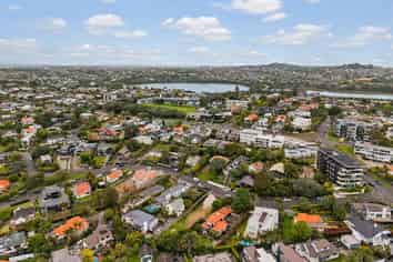 10 Tautari Street, Orakei