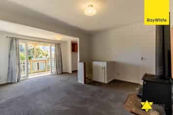 1121 Huia Road, Huia