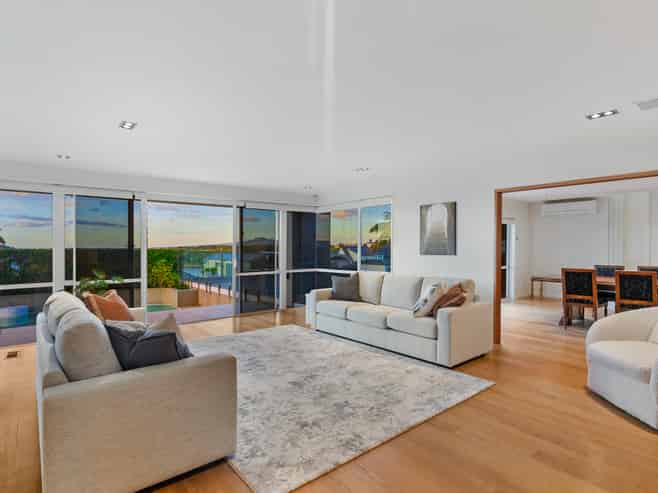 7 Karori Crescent, Orakei