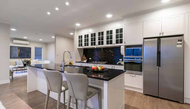 188 Whangaparaoa Road, Red Beach