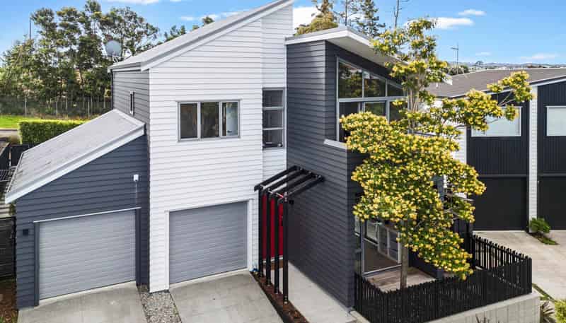 24 Teal Way, Hobsonville