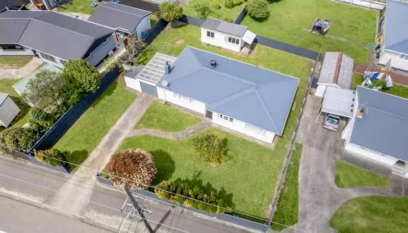 15 Mako Mako Road, Levin